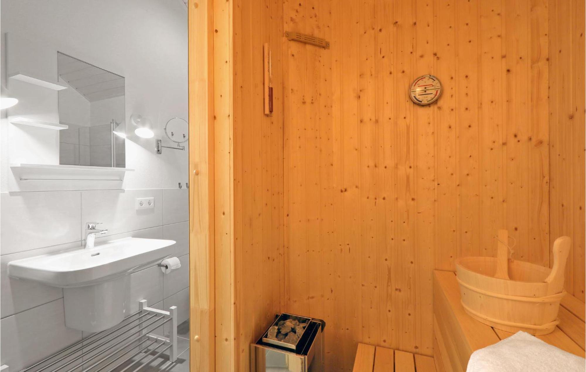 3 Bedroom Stunning Home In Krems Ii-Warderbrueck Gols 外观 照片